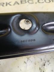 Кронштейн подрамника передний левый gl 450 2015 x166 276 3.0 biturbo