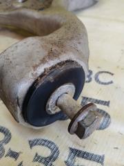 Рычаг подвески нижний передний левый gl 450 2015 x166 276 3.0 biturbo