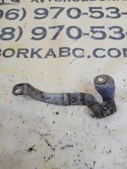 Кронштейн радиатора gl 450 2015 x166 276 3.0 biturbo