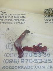 Петля капота левая Mercedes-Benz GLC 300 2018 Б/У Петля капота левая Mercedes-Benz GLC 300 2018