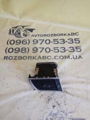 Дефлектор торпедо передний левый Mercedes-Benz GLS 450 4MATIC 2018 Б/У Дефлектор торпедо передний левый Mercedes-Benz GLS 450 4MATIC 2018