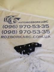 Кронштейн бампера передний левый Audi Q7 2016 Б/У Кронштейн бампера передний левый Audi Q7 2016