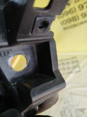 Кронштейн бампера передний левый Q7 2016 4M 3.0