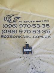 Датчик слепых зон правый Audi Q7 2016 Б/У Датчик слепых зон правый Audi Q7 2016