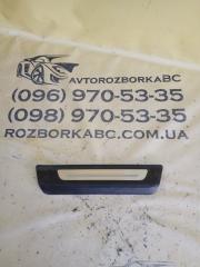 Накладка порога Audi Q7 2016 Б/У Накладка порога Audi Q7 2016