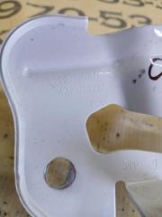 Петля капота передняя правая Q7 2020 4M DCBD