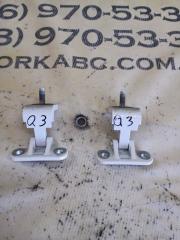 Петля замка багажника Q3 2021 83A 2.0 CZRA