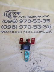 Петля крышки багажника передняя левая Mercedes-Benz GLC 300 2018 Б/У Петля крышки багажника передняя левая Mercedes-Benz GLC 300 2018