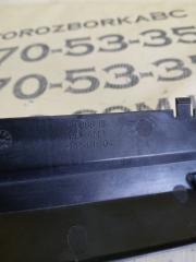 Накладка радиатора передняя левая 530 2018 G30 XB1142M0