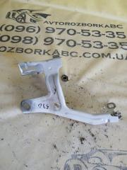 Кронштейн крыла передний правый 530 2018 G30 XB1142M0