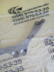 Розпорка передних стоек передняя BMW 530 G30 XB1142M0