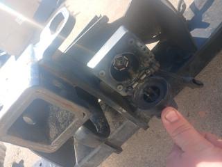 Фаркоп Land Rover Discovery L462 3.0L DOHC GDI SC V6 БЕНЗИН Фаркоп Land Rover Discovery L462 3.0L DOHC GDI SC V6 БЕНЗИН