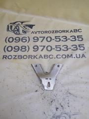 Кронштейн бампера передний правый Mercedes-Benz GLC 300 2019 Б/У Кронштейн бампера передний правый Mercedes-Benz GLC 300 2019