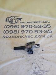 Кронштейн радиатора передний правый Audi Q5 2018 Б/У Кронштейн радиатора передний правый Audi Q5 2018