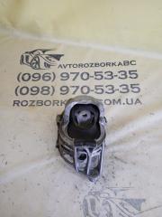 Подушка двигателя левая Audi Q7 2020