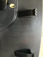 Накладка стойки задняя правая XC90 2016 t27 Накладка стойки задняя правая XC90 2016 t27