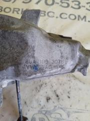 Кронштейн подушки двигателя Audi Q5 80A 2.0 DAYB