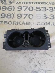 Подстаканник Q8 2019 3.0 DCBD Подстаканник Q8 2019 3.0 DCBD