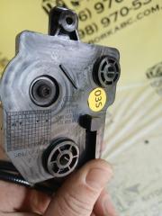 Механизм открытия капота Audi Q8 3.0 DCBD Механизм открытия капота Audi Q8 3.0 DCBD