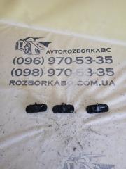 Форсунка стеклоомывателя Audi Q8 2019 Б/У Форсунка стеклоомывателя Audi Q8 2019