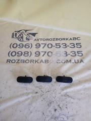 Форсунка стеклоомывателя Q8 2019 3.0 DCBD Форсунка стеклоомывателя Q8 2019 3.0 DCBD