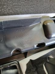 Обшивка двери багажника задняя Audi Q8 3.0 DCBD Обшивка двери багажника задняя Audi Q8 3.0 DCBD