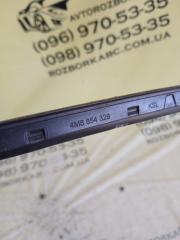 Молдинг лобового стекла передний правый Q8 2019 3.0 DCBD Молдинг лобового стекла передний правый Q8 2019 3.0 DCBD