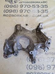 Кронштейн подрамника передний правый S5 2017 Coupe 3.0 CWGD Кронштейн подрамника передний правый S5 2017 Coupe 3.0 CWGD