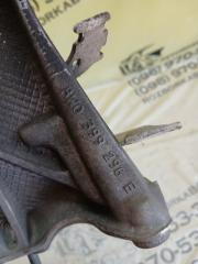 Кронштейн подрамника передний правый S5 2017 Coupe 3.0 CWGD Кронштейн подрамника передний правый S5 2017 Coupe 3.0 CWGD