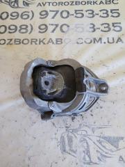 Подушка двигателя передняя правая S5 2017 Coupe 3.0 CWGD Подушка двигателя передняя правая S5 2017 Coupe 3.0 CWGD