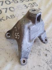 Кронштейн подушки двигателя передний левый S5 2017 Coupe 3.0 CWGD Кронштейн подушки двигателя передний левый S5 2017 Coupe 3.0 CWGD