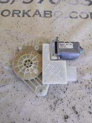 Моторчик стеклоподъемника передний левый 7 16-22 G11 G12 Моторчик стеклоподъемника передний левый 7 16-22 G11 G12