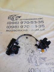 Замок кришки багажника Audi Q8 2019 Б/У Замок кришки багажника Audi Q8 2019