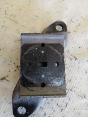 Опора рессоры Volvo XC90 t27 Опора рессоры Volvo XC90 t27