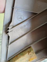 Накладка стойки передняя левая GLC 300 2019 X253 27492031846862 Накладка стойки передняя левая GLC 300 2019 X253 27492031846862