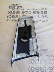 Накладка стойки левая Q8 2019 3.0 DCBD Накладка стойки левая Q8 2019 3.0 DCBD