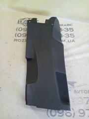 Накладка стойки левая Audi Q8 2019 Б/У Накладка стойки левая Audi Q8 2019