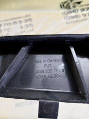 Кронштейн уплотнителя двери задний правый Audi Q8 3.0 DCBD Кронштейн уплотнителя двери задний правый Audi Q8 3.0 DCBD