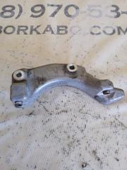 Кронштейн компрессора кондиционера XC90 2016 t27 Кронштейн компрессора кондиционера XC90 2016 t27