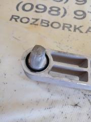 Подушка двигателя правая Volvo XC90 t27 Подушка двигателя правая Volvo XC90 t27