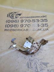 Фото запчасти кронштейн Volvo XC90 2016 Б/У запчасть Запчасть кронштейн Volvo XC90 2016