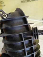 Колектор впускной XC90 2016 t27