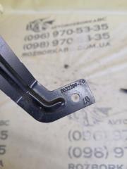 Кронштейн BMW 530 G30 XB1142M0