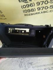 Бардачек Audi Q3 83A 2.0 CZRA