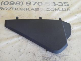 Накладка на торпедо передняя левая Q3 2021 83A 2.0 CZRA