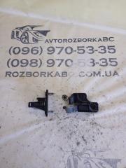 Петля двери задняя правая Mercedes-Benz GLC 300 2019 Б/У Петля двери задняя правая Mercedes-Benz GLC 300 2019