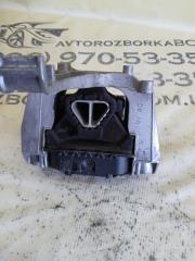 Подушка двигателя правая Audi Q3 83A 2.0 CZRA