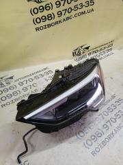 Фара передняя левая Q3 2021 83A 2.0 CZRA