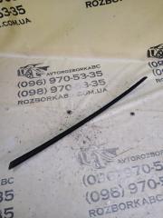 Молдинг лобового стекла передний левый Audi Q3 2021 Б/У Молдинг лобового стекла передний левый Audi Q3 2021