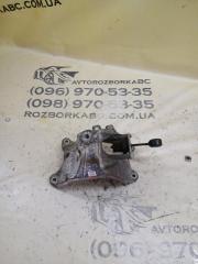 Кронштейн подушки двигателя Audi Q5 2018 Б/У Кронштейн подушки двигателя Audi Q5 2018